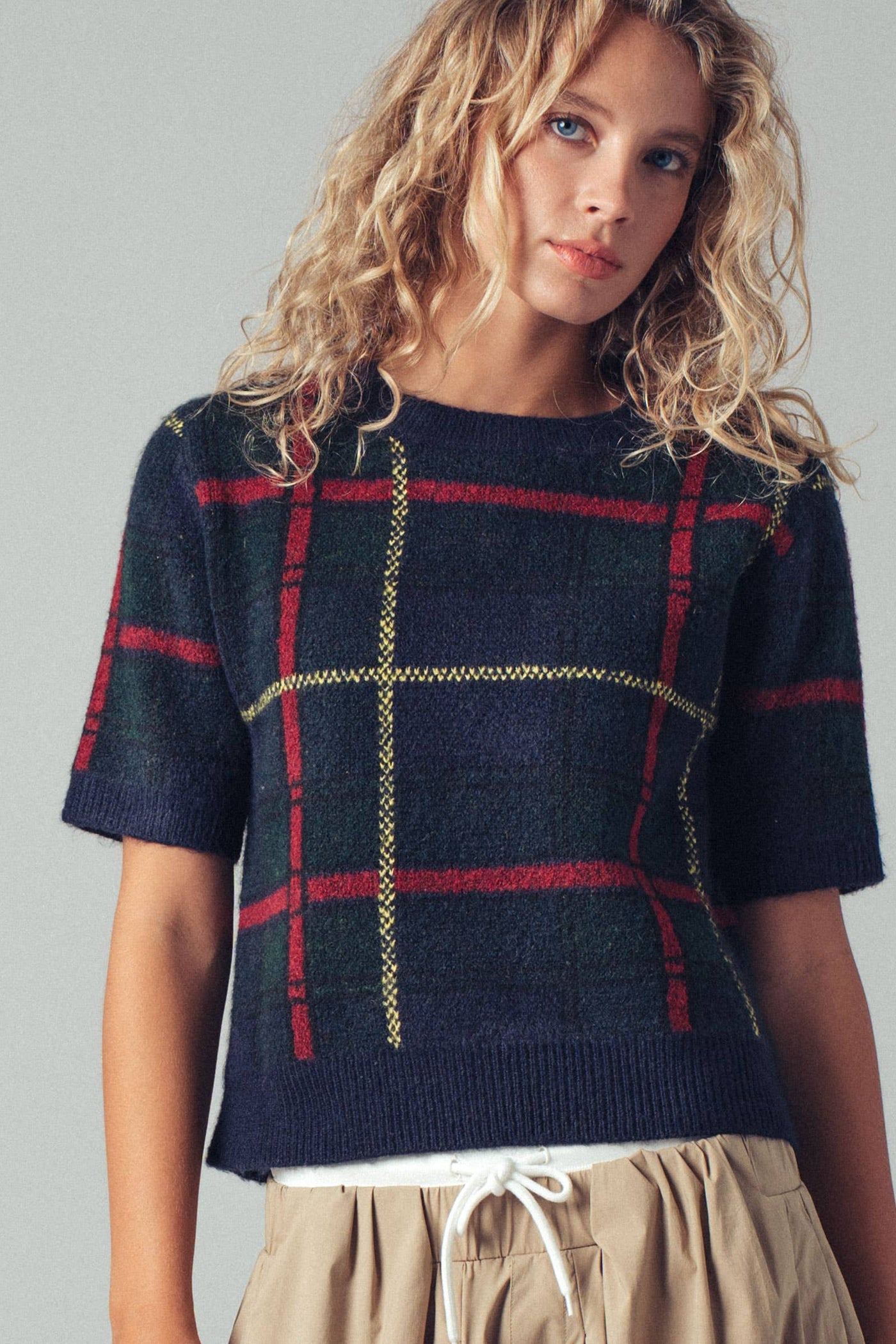 Plaid Short Sleeve Knit Sweater Top