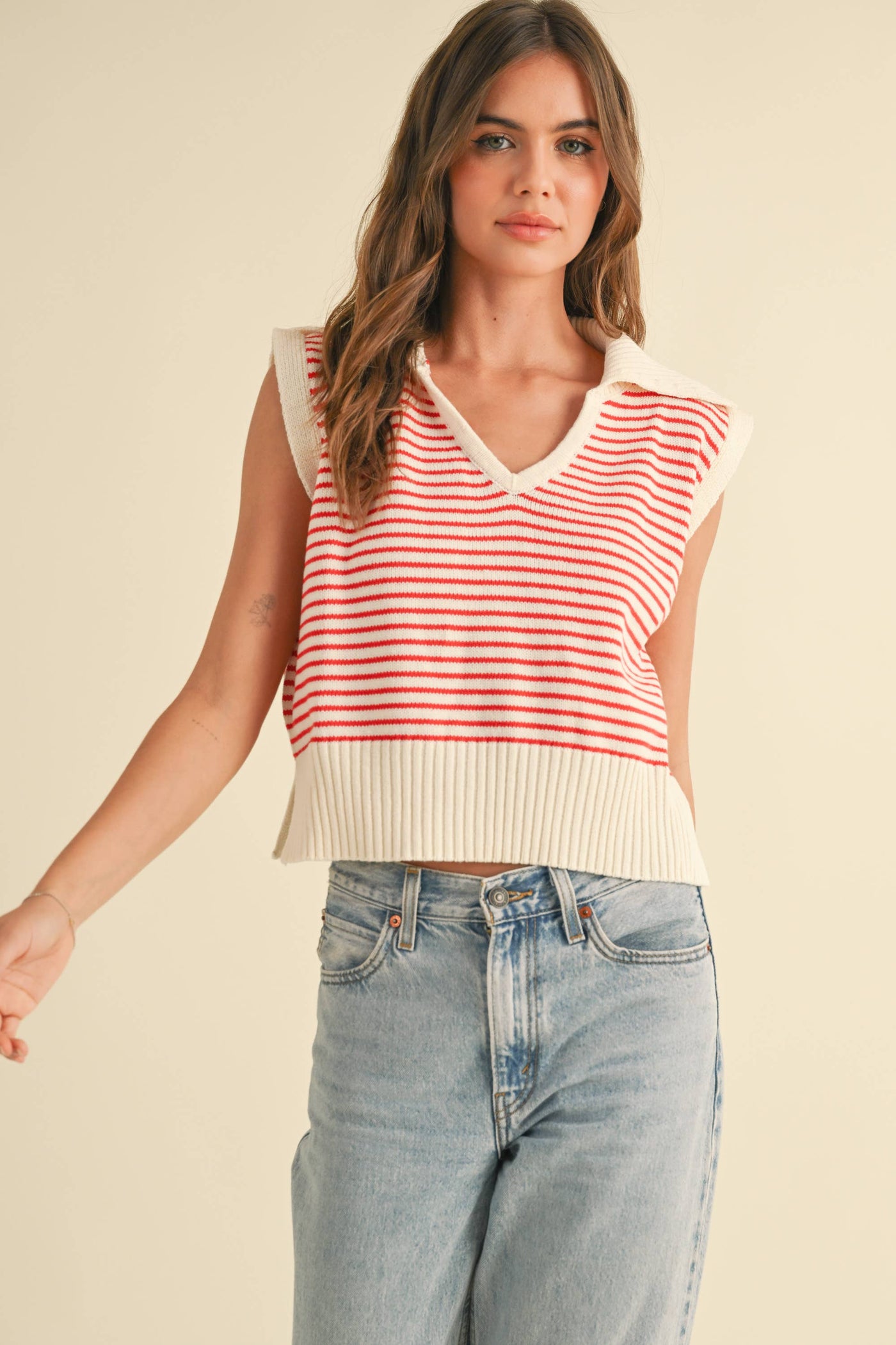 T3789   V-NECK STRIPE COLLAR KNITTED TOP